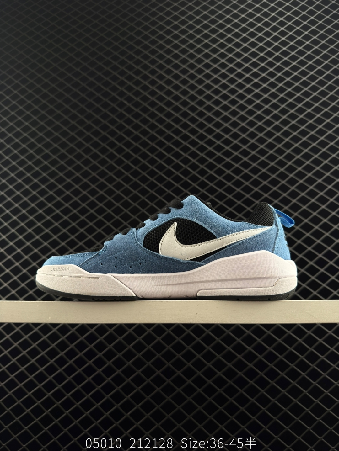 NK Air JORDAN CMFT ERA